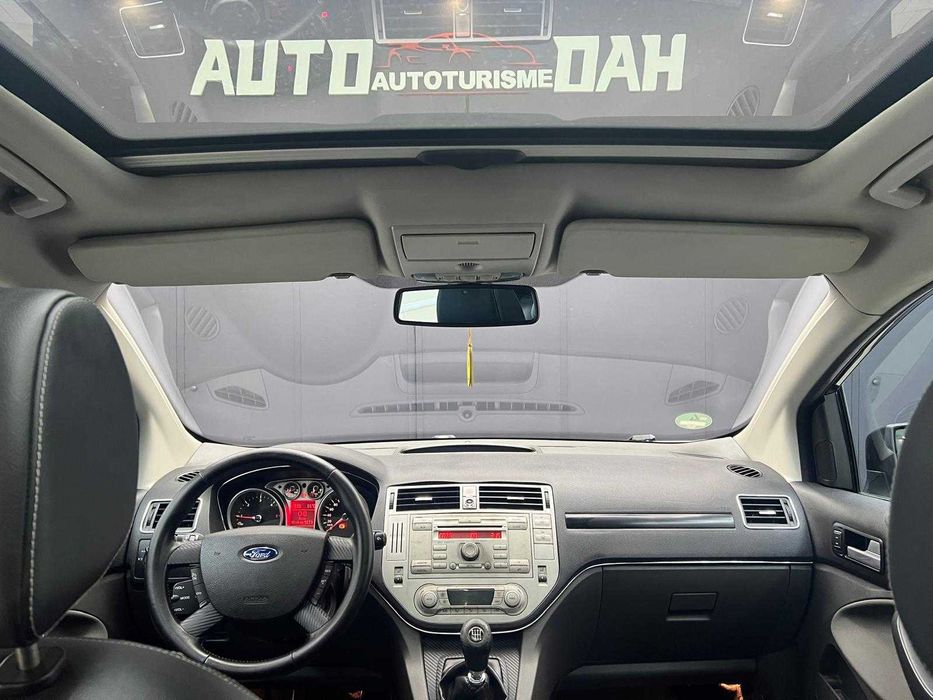 Ford Kuga , 2.0 Diesel [4x4,panoramic, piele)