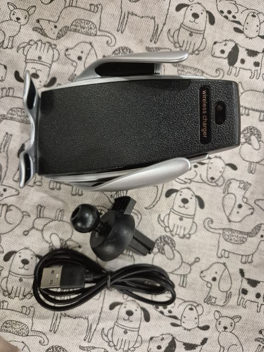 Стойка за телефон