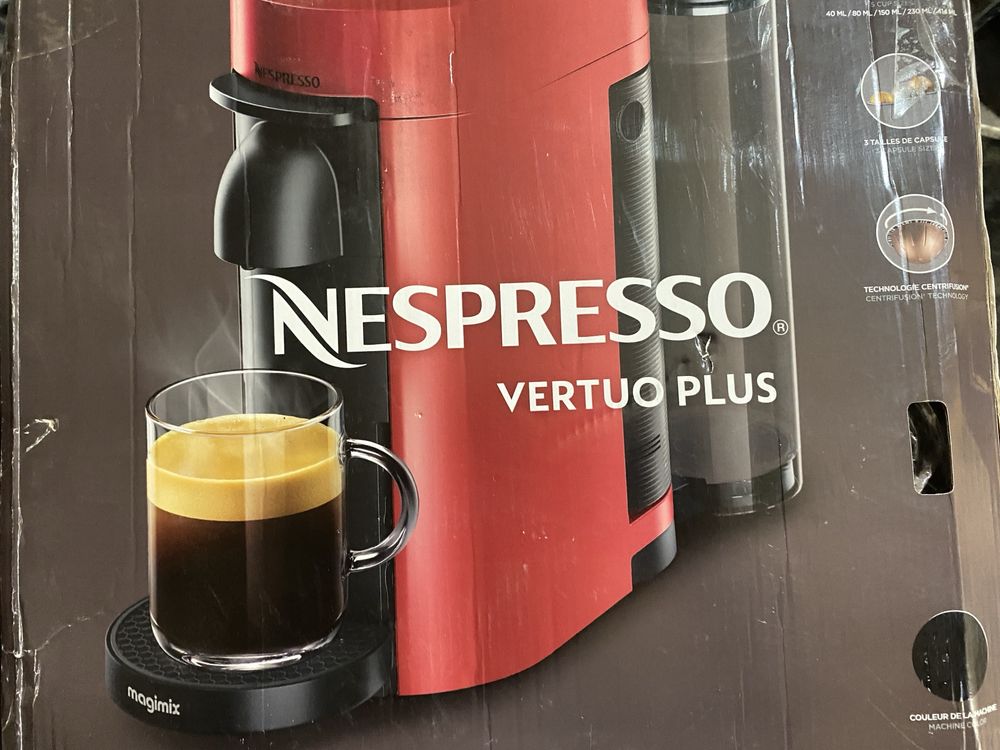 Espressor Vertuo Plus negru