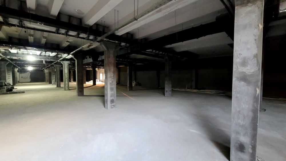 Сдается в Аренду Нежилое Помещение в ТЦ 1800 кв.м