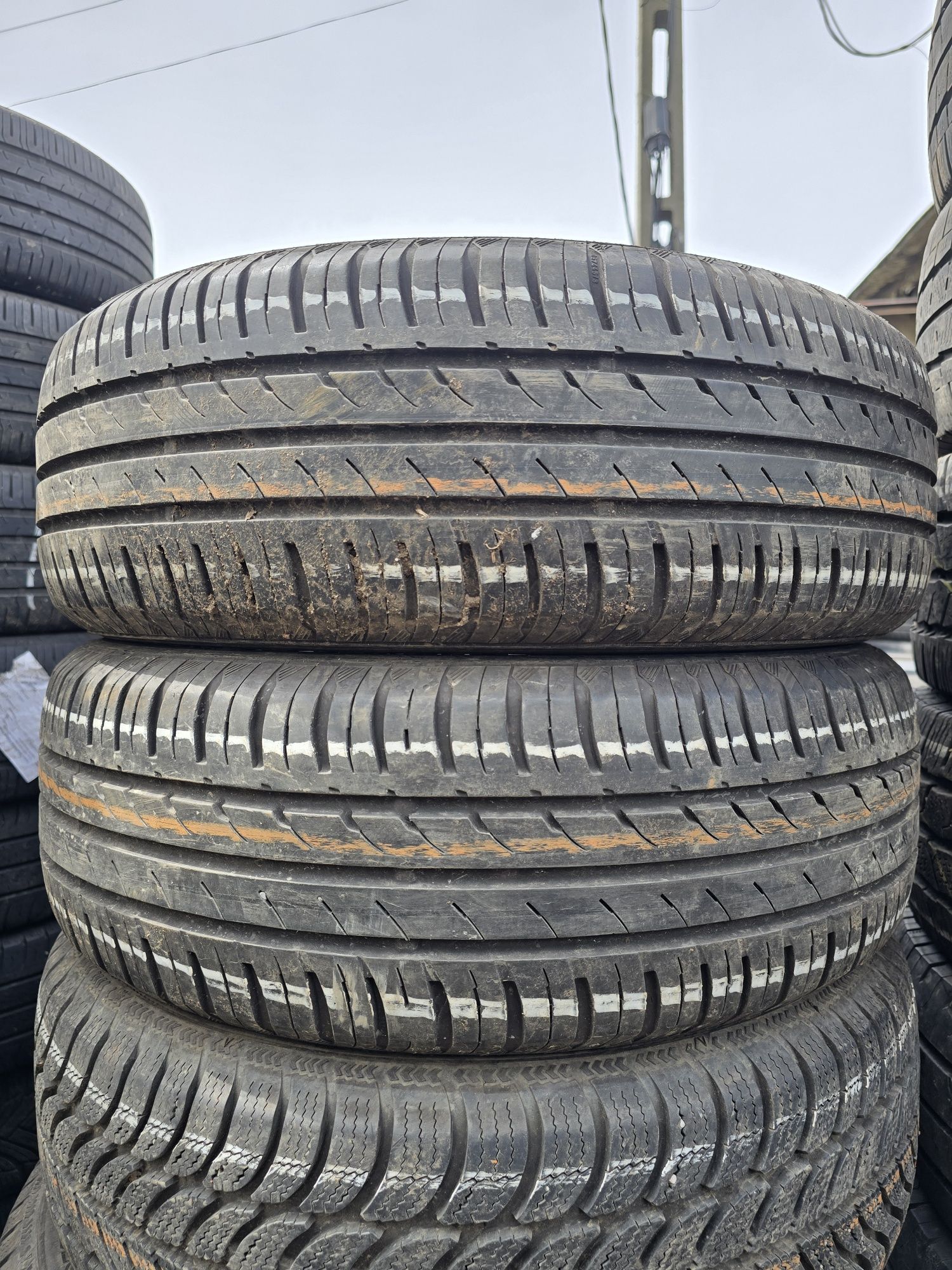 2x 195/65/15 VARA CONTINENTAL Stare impecabila