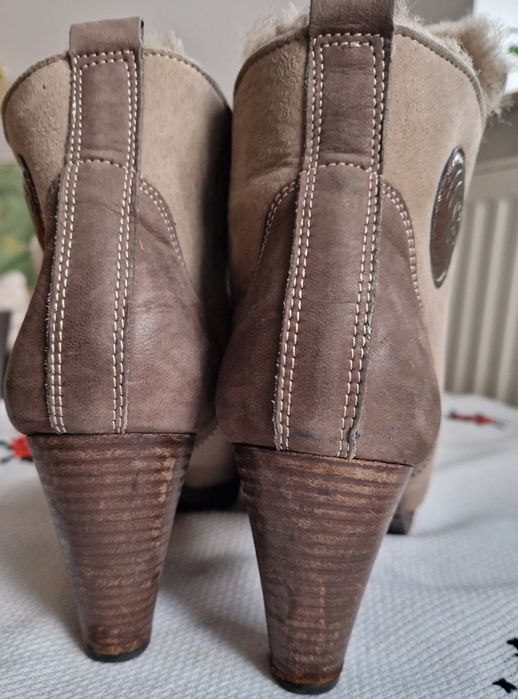 Botine imblanite cu toc Paul Green