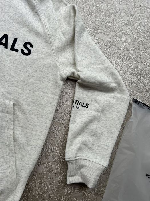 Vand hanorac essentials nou