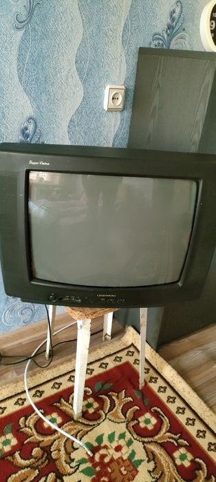 Продам телевизор