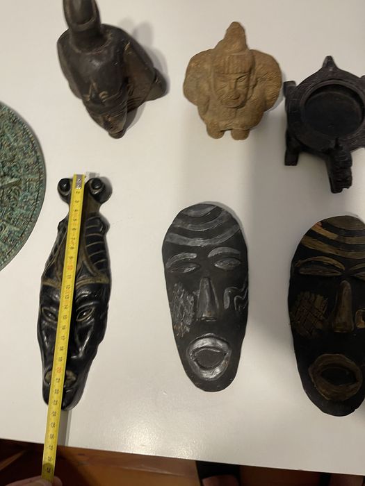 Figurine din piatra, masti ceramica