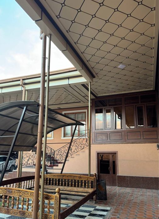 Гузал махаллада 6 сотох, 11 хоналик ховли сотилади