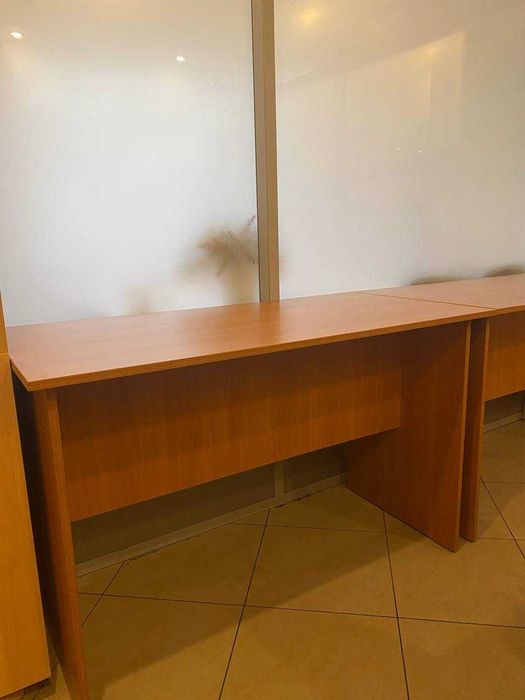 Столы для офиса в отличном состоянии