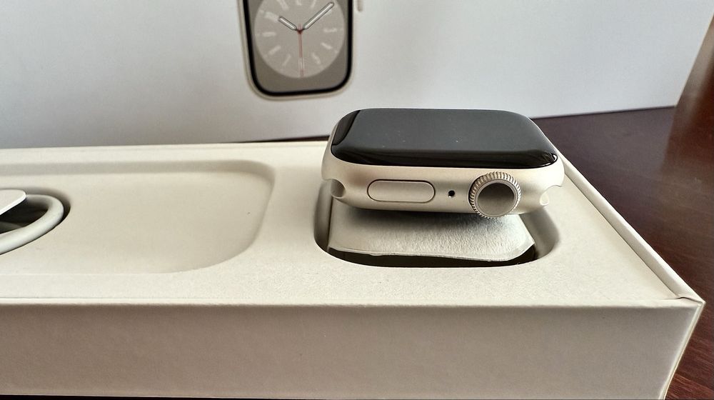 iWatch series 8, 41 мм