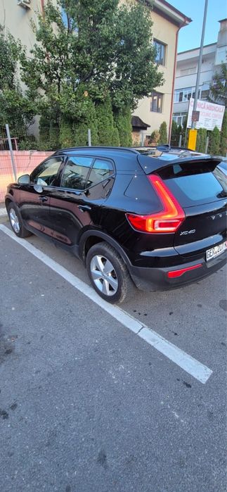 Volvo Xc 40 T2 Momentum Core 2 WD