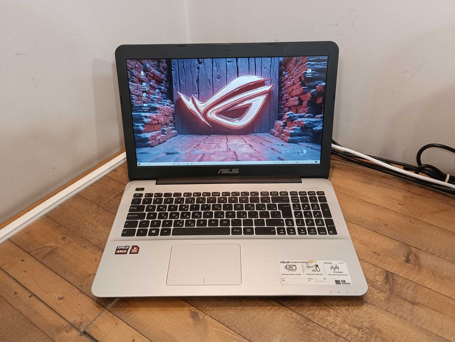 Лаптоп Asus X555Q A10 4+6 cores / 15.6"