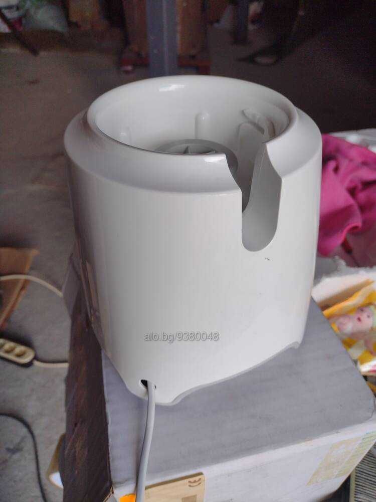 Блендер Kenwood BLP30 само миксер без кана за части на части
