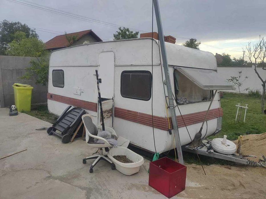 Rulota auto adusa din Germania, acte ok, se pot scoate numere rosii