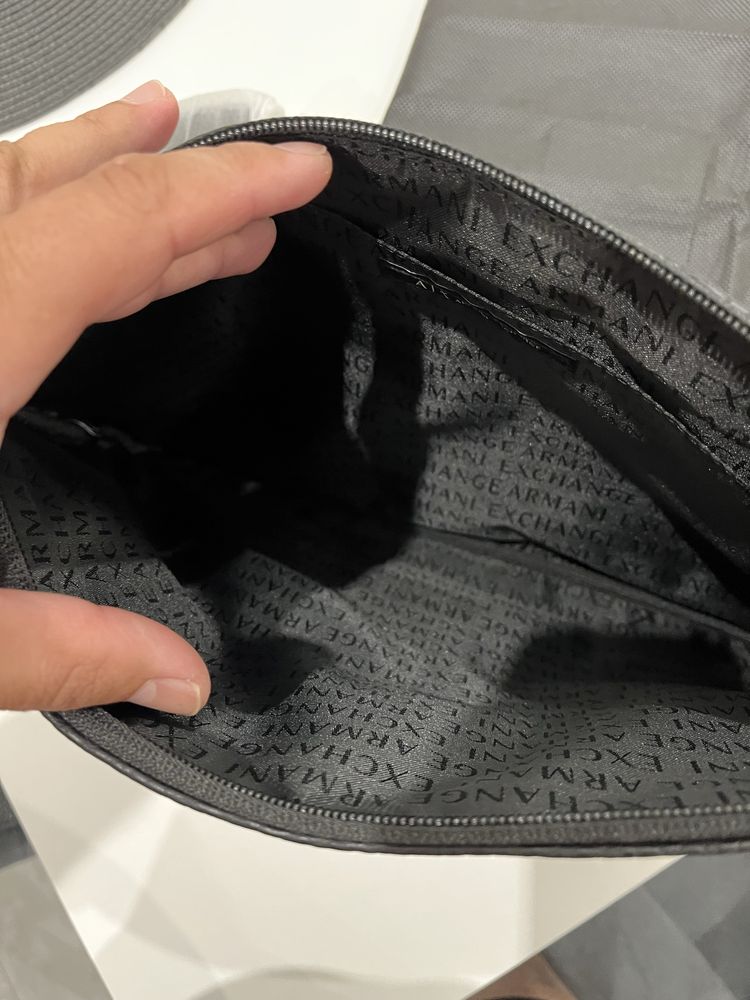 Клъч Armani Exchange A X