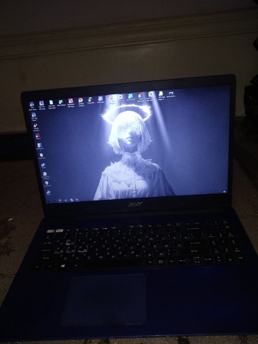 Noutbuk sotiladi Acer