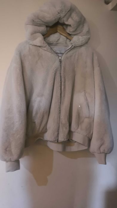 Geaca blana artificiala