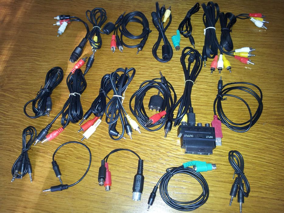 Cablu cabluri retea UTP usb audio - video - scart - sata - tastatura