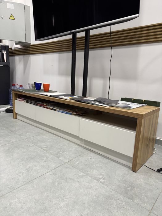 Продается офисная мебель с техникой почти новая