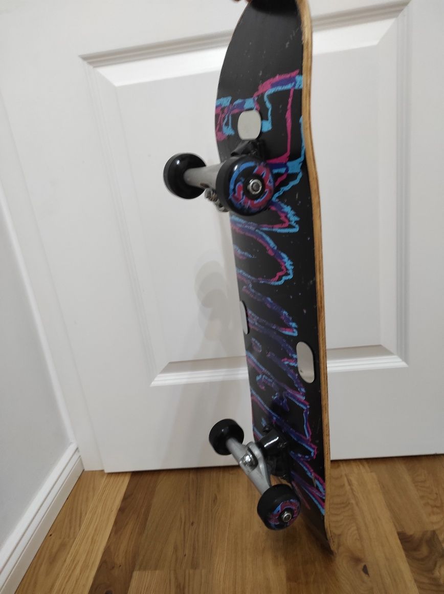 Skateboard Creaturi 3D Logo 7.75 inch