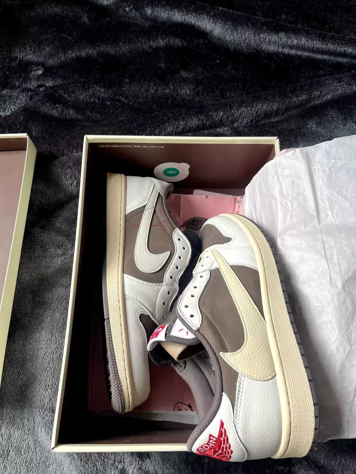 Adidasi Nike Air Jordan 1 Retro Travis Scott Reverse Mocha Low