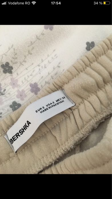 Pantaloni Flared Bershka