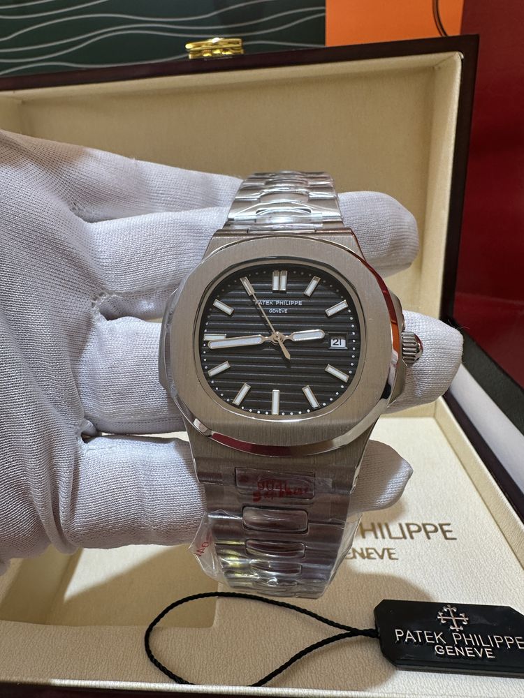 Ceas Patek Philippe Nautilius 40mm Silver/Black Dial/Full Box