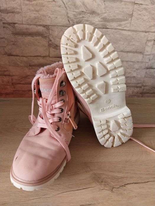 Боти номер 34 за момиче