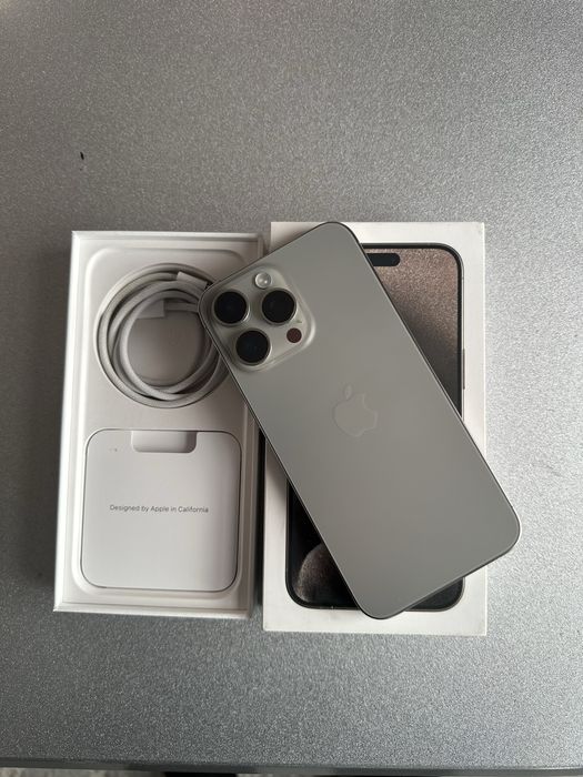 Iphone 15 pro max 512 battery 90%