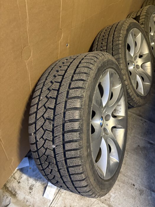 Зимни Гуми 245/40/18