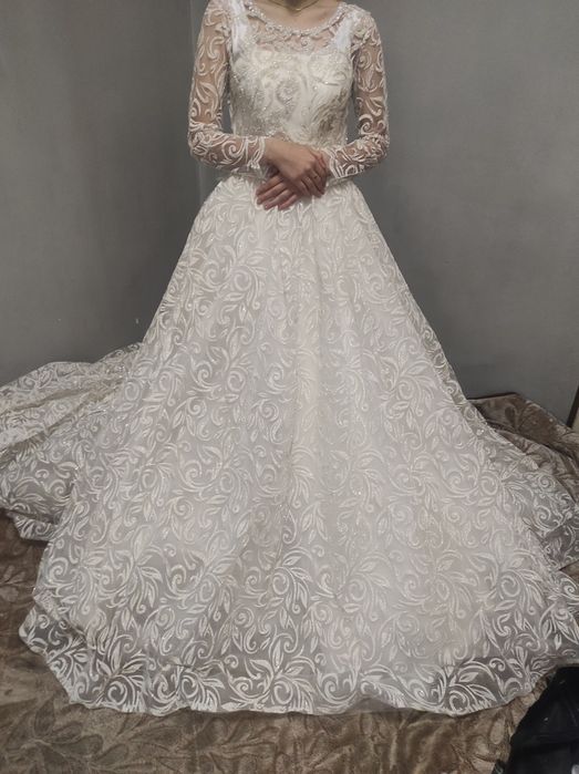 Продам свадебное платье