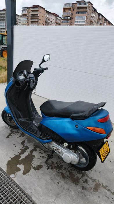 Scuter Peugeot Elyseo 49cc