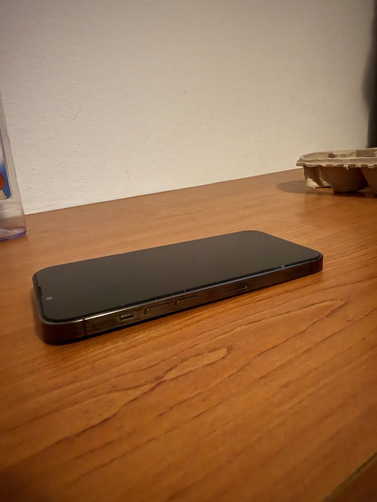 iPhone 13 Pro ,128 gb Graphite