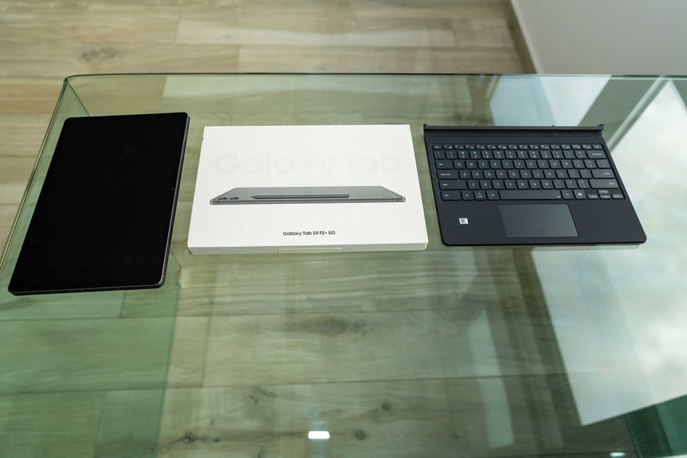 TABLETA Samsung Galaxy Tab S9 FE+ EvoX SIM, tastatura, garantie