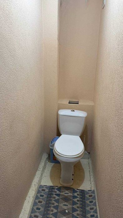 N.12117 Продается 2х комнатная переделано 3х комнатная квартира