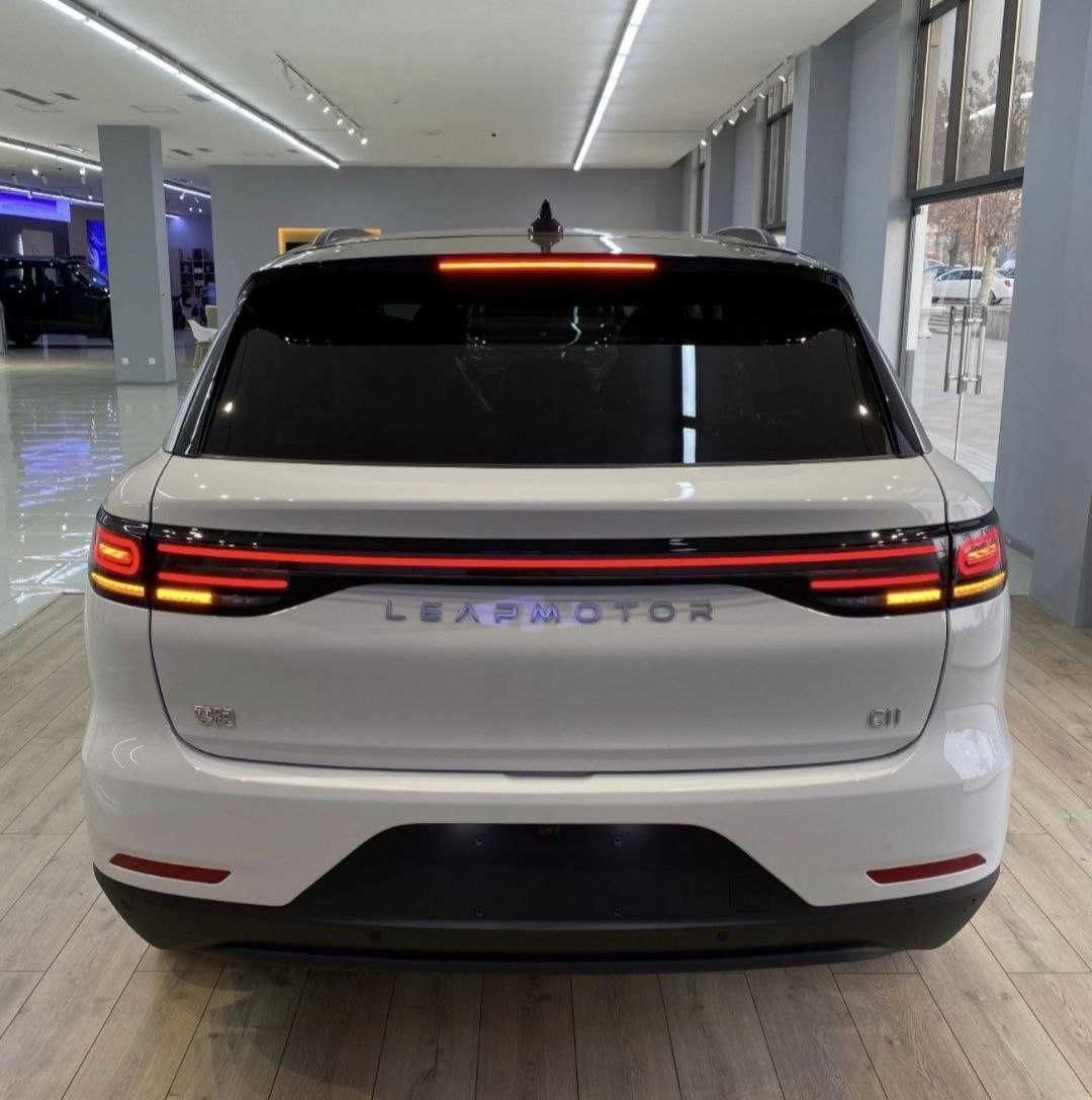 Leapmotor c11 300km Hybrit