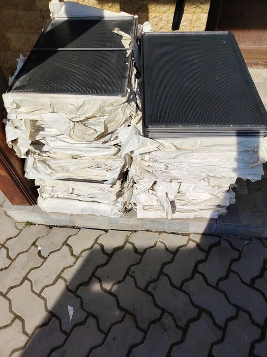 Tăvi patiserie teflonate perforate 60x40cm