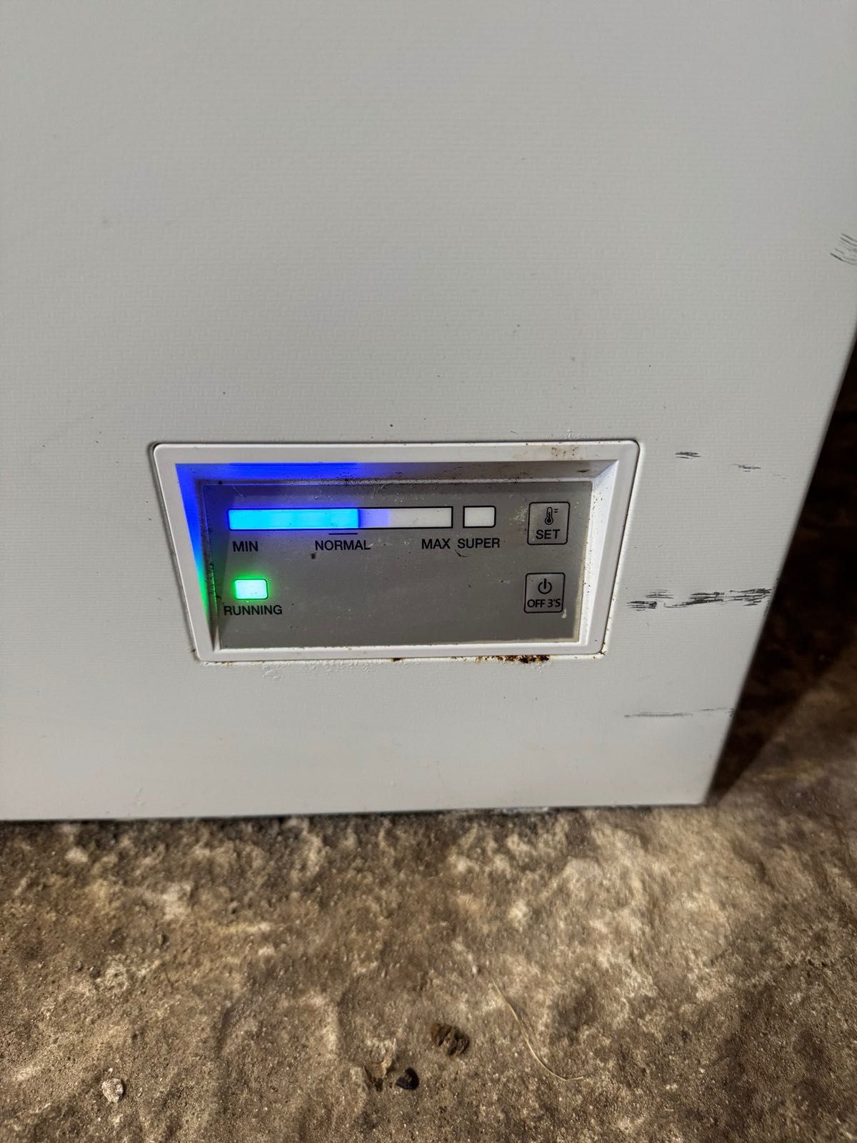 Фризер Crown 200 L използван няколко месеца