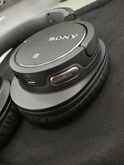 Слушалки SONY MDR MX770BN