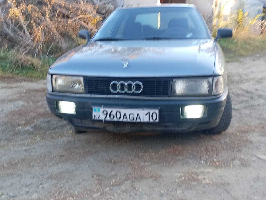 продаю ауди 80..