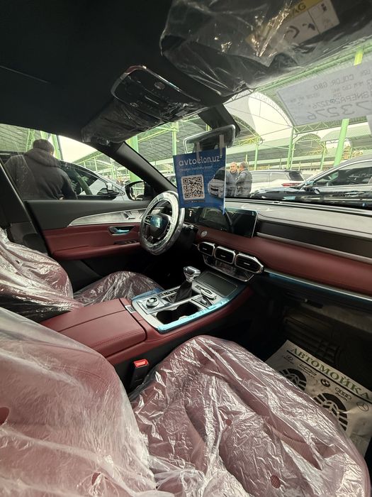 Dubayski Jetour X70 plus sotiladi!!