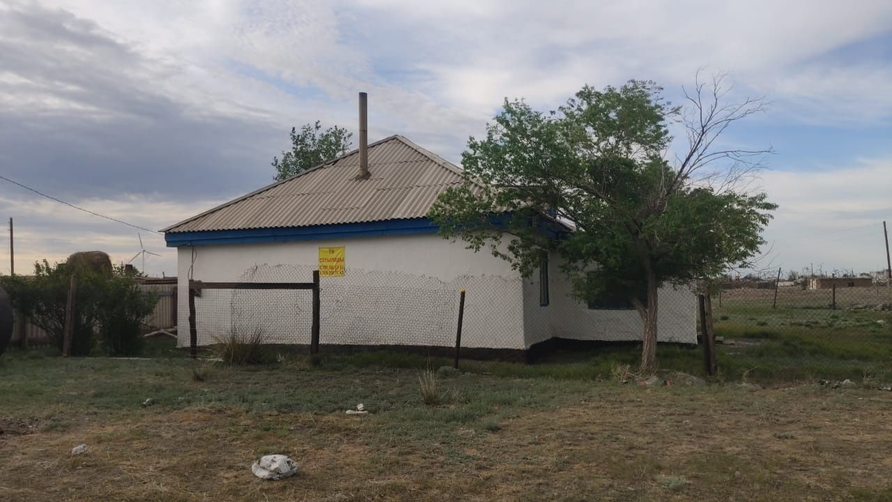 Продается дом Абайская обл.  Жарминский р-н ст.Жангиз-Тобе