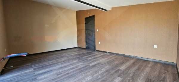 Продава се Къща в с. Белащица, Област Пловдив - 253 кв.м за 1 €/кв.м - Снимка #2