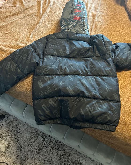 Jordan - детско яке 12-13 г./ 147-163 см./