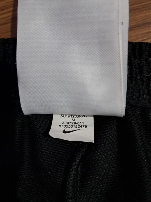 Анцуг Nike размер М