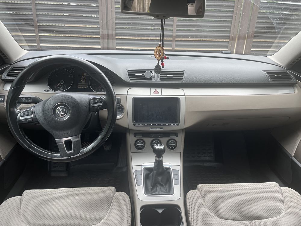 Volkswagen Passat 2.0 TDI 110 cp