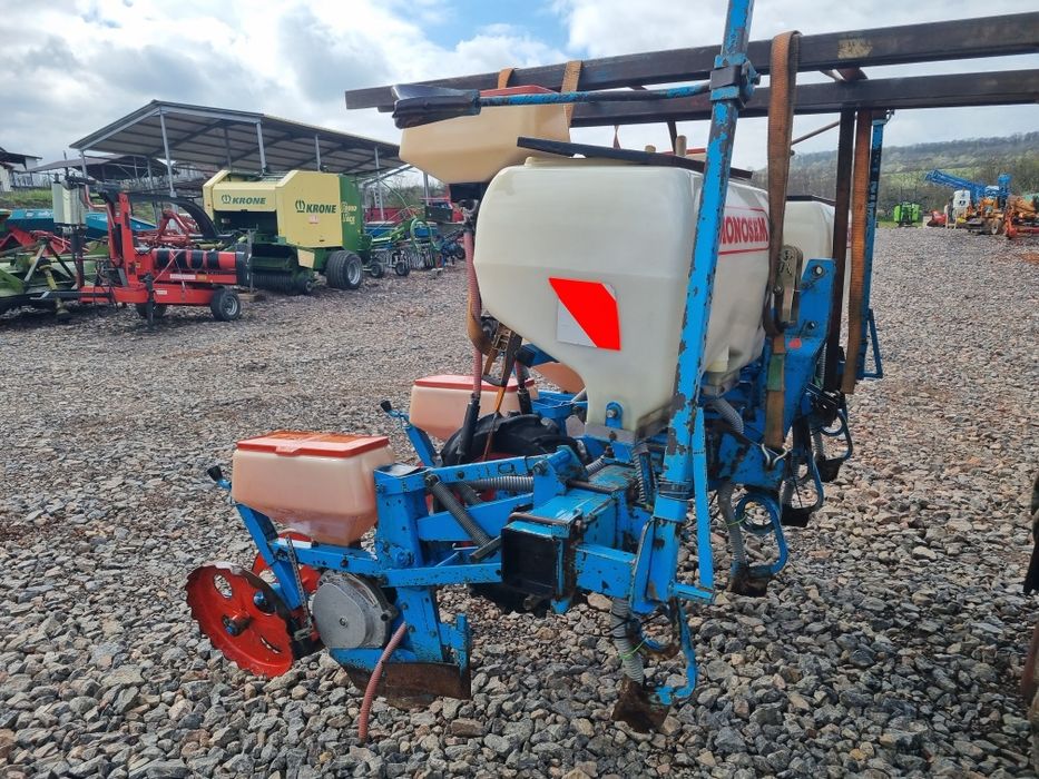 Semanatoare Porumb Monosem PNU 4 Sire