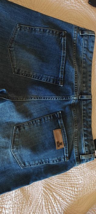 Чисто нови оригинални дънки FABI