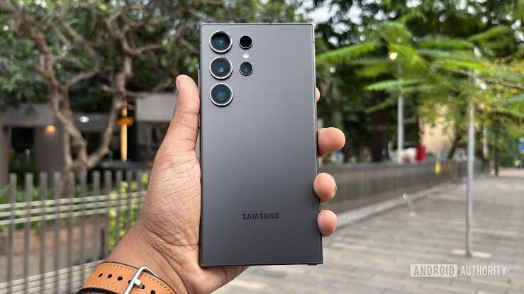 Продам Samsung Galaxy S25 Ultra, Titanium Black, Новый, 256Gb.