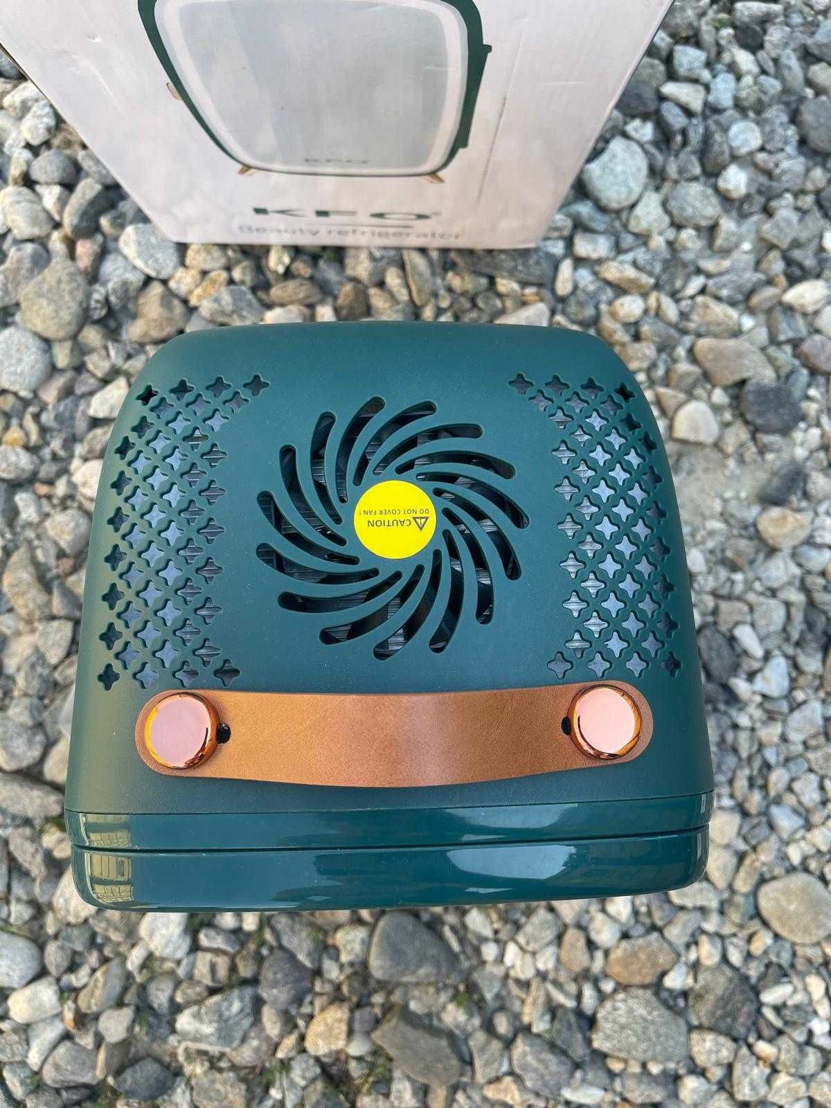 Mini frigider KFO 6L, pentru cosmetice si nu numai