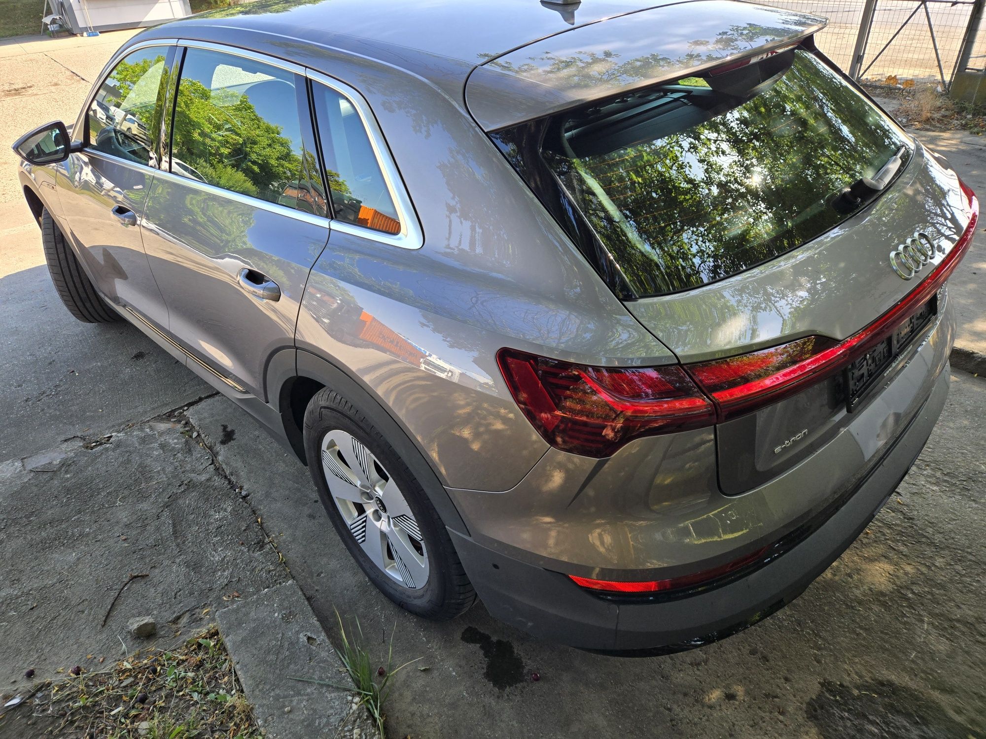 Audi E-Tron 50 Ouattro