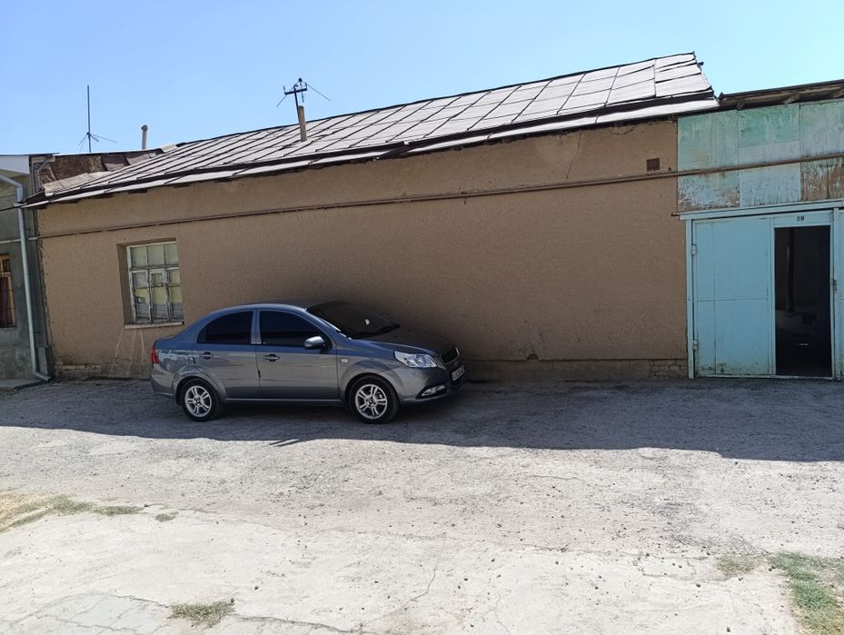 Keles shaxri Avtadrom koʻchasi Uch sada birdamlik koʻchasi 3 tor 39.